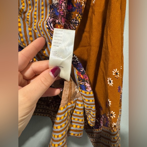 Free People Boho Floral Top Size XS - Picture 4 of 6
